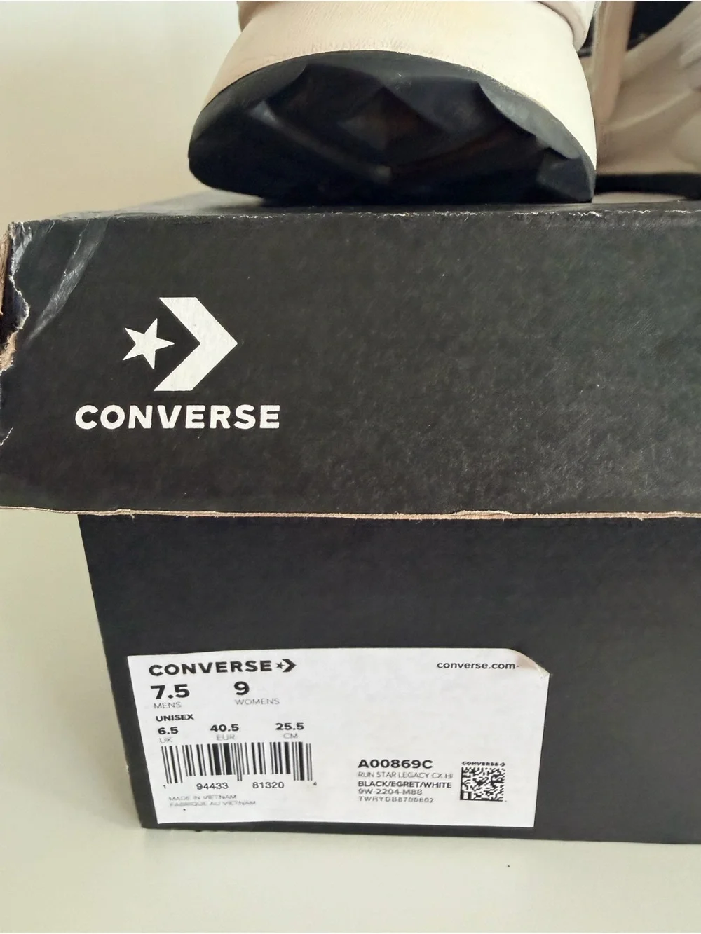 Converse size very